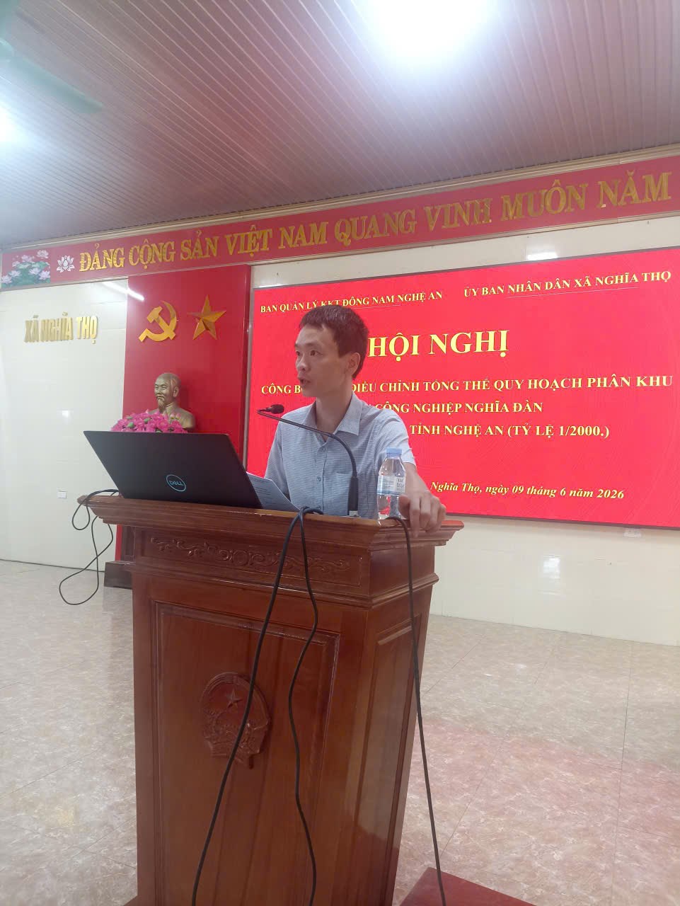Anh-tin-bai